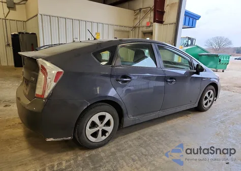 2015 Toyota Prius Two z USA, uszkodzony, nr VIN JTDKN3DU7F1917366